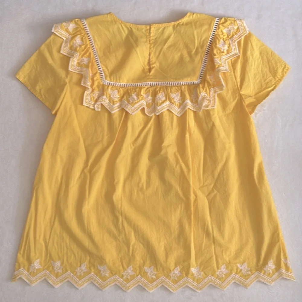 Crown & Ivy | Embroidered Ruffle Yoke Short Sleeve Zigzag Hem Top Yellow/White M - Picture 11 of 16